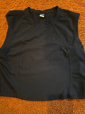 Women's Black Sleeveless Ribbed Tank Top
